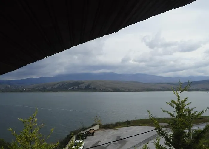 Apartamento Limni Áyios Pandeleḯmon